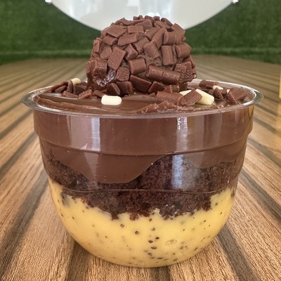 Bolo no pote Maracujá com Brigadeiro