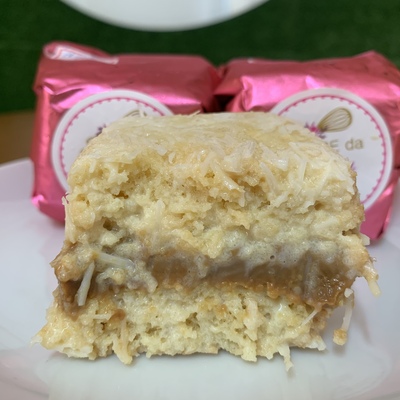 Bolo Gelado Doce de Leite c/ Coco