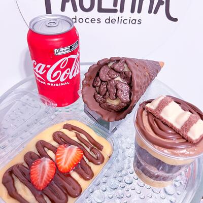 Combo Casal Chocólatra Coca Cola – A Doçura Perfeita para Dois!