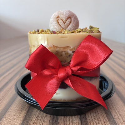 Mini bolo pistache com frutas vermelhas 