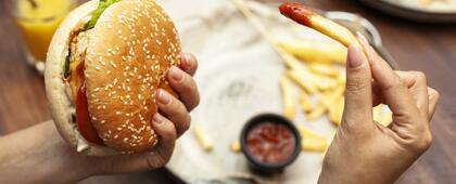 JOHNNYS BURGER