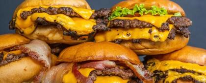 Black Burguer e Açaí 