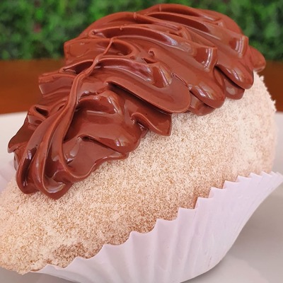 Coxinha de Ninho com morango e Nutella
