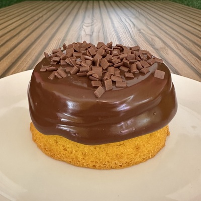 Mini bolo cenoura vulção de brigadeiro 