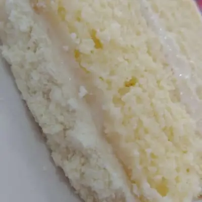  Bolo gelado de Ninho ( fatia )