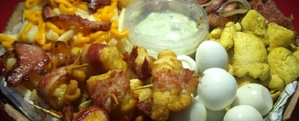 Petiscando Salgados e Doces