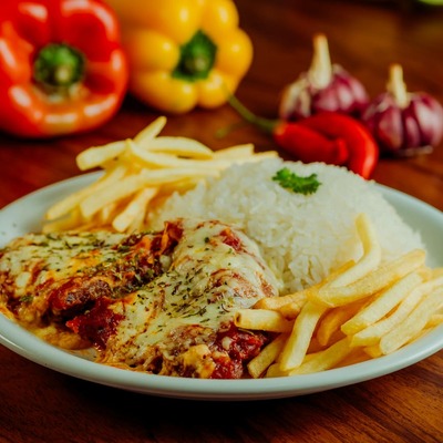 Contra filé à parmegiana