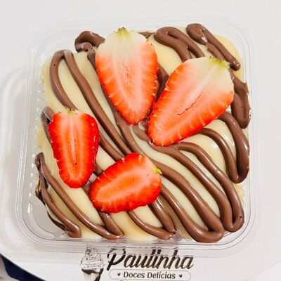 Brownie - Ninho, Nutella e Morango